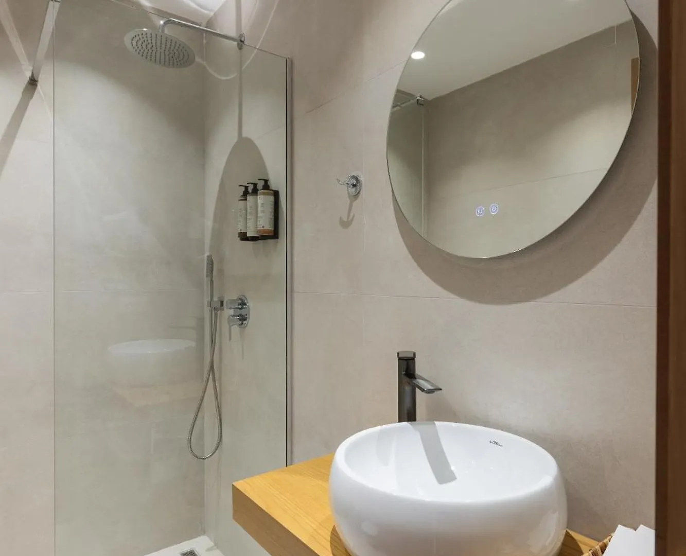 B Boutique Hotel Tirana 0*,  Albania